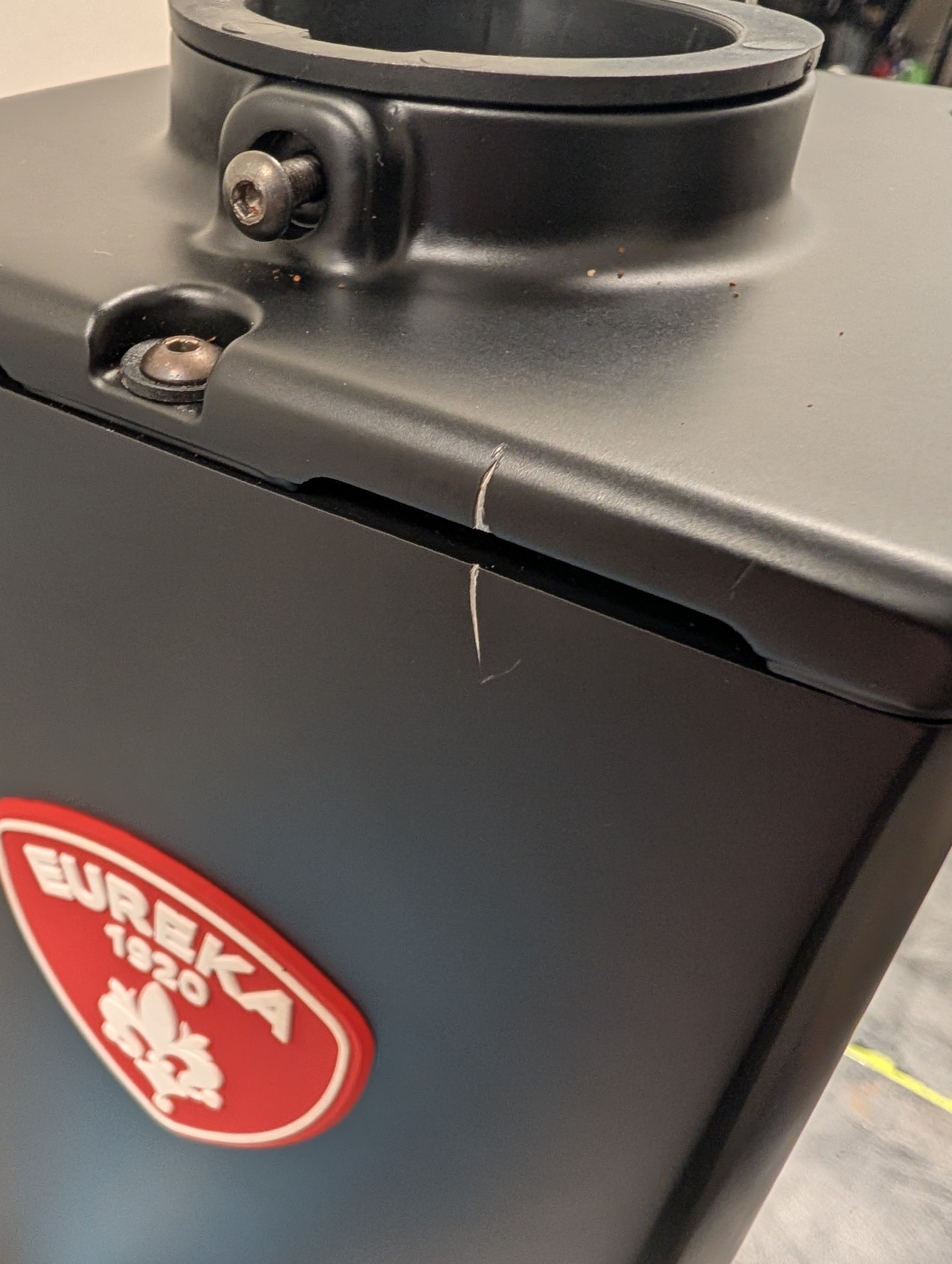 Eureka Atom W 75 (Open Box)